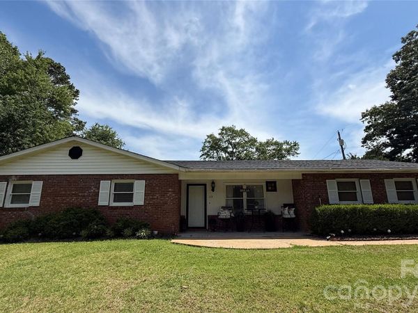 172 Parkland Drive , Forest City, NC 28043