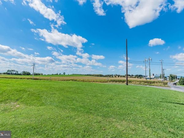 2 MCCULLOCH ROAD , SHIPPENSBURG, PA 17257