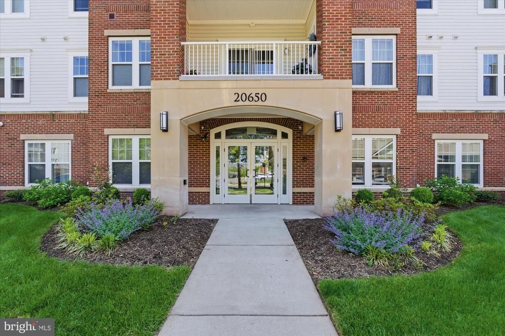 20650 Hope Spring Terrace , Unit 301, Ashburn, VA 20147 Main Photo