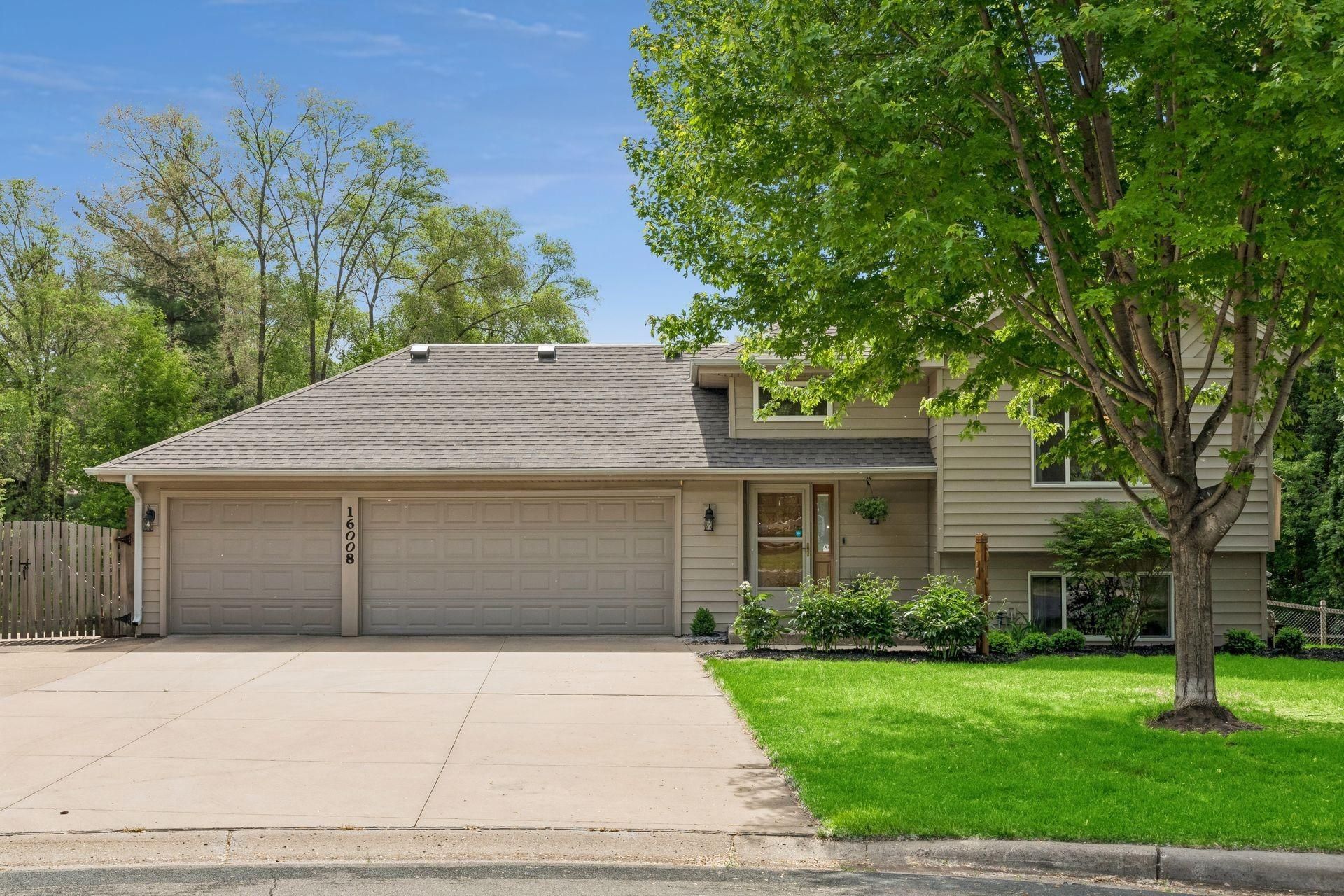 16008 Sheldon Avenue , Eden Prairie, MN 55344