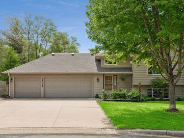16008 Sheldon Avenue, Eden Prairie, MN 55344