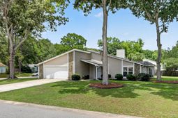 56 Shadowmoss Parkway photo 4