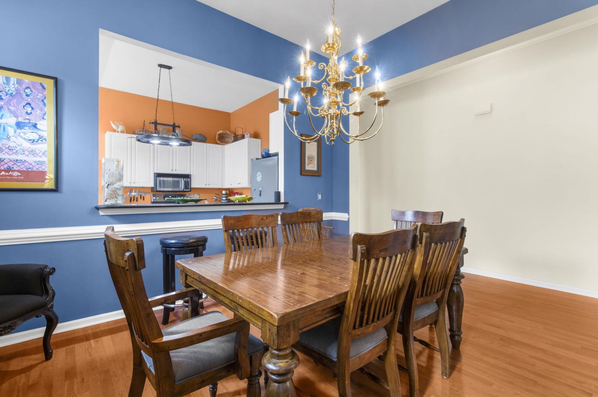 135 Brady Street Photo 12