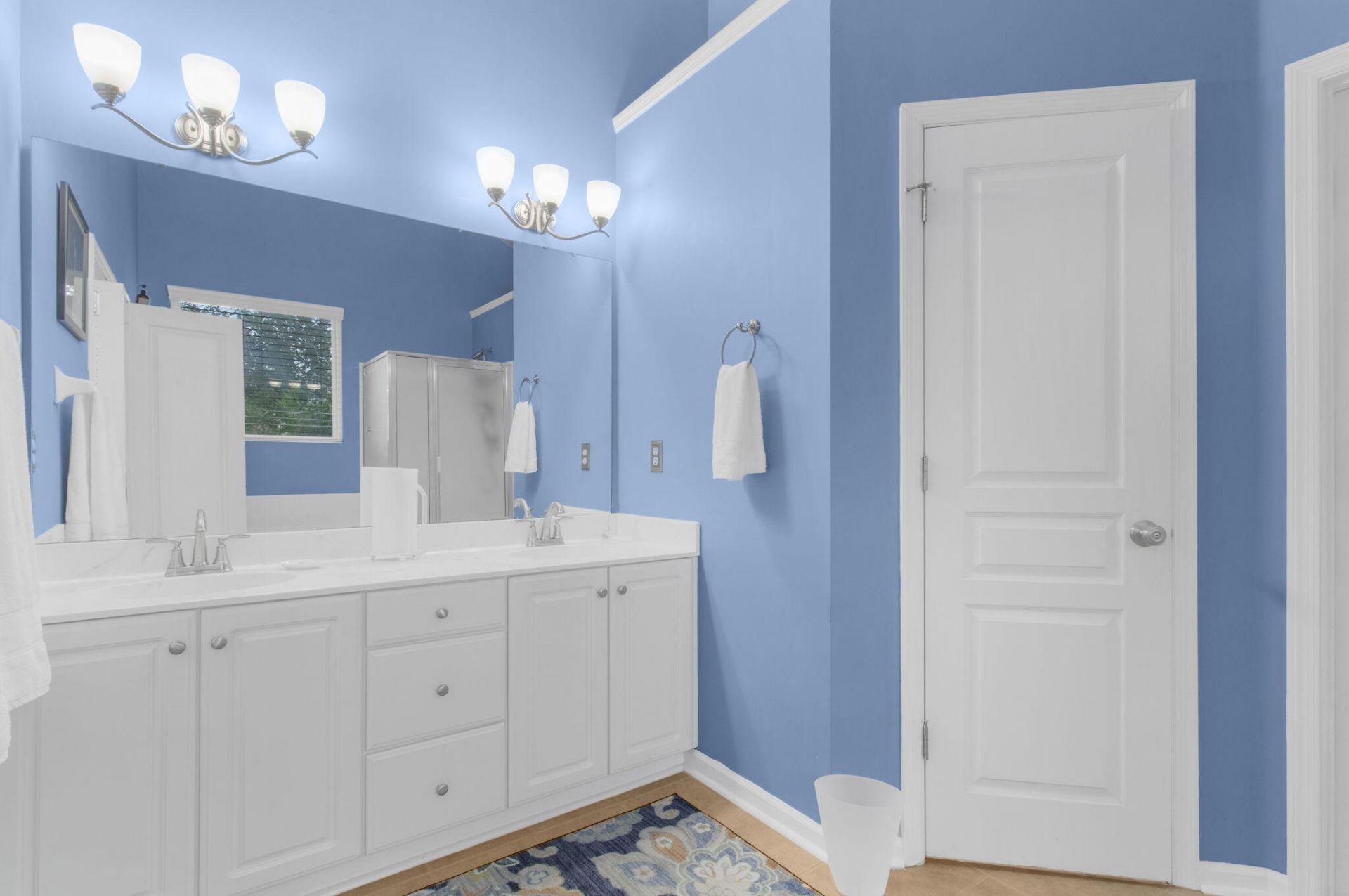 135 Brady Street Photo 26