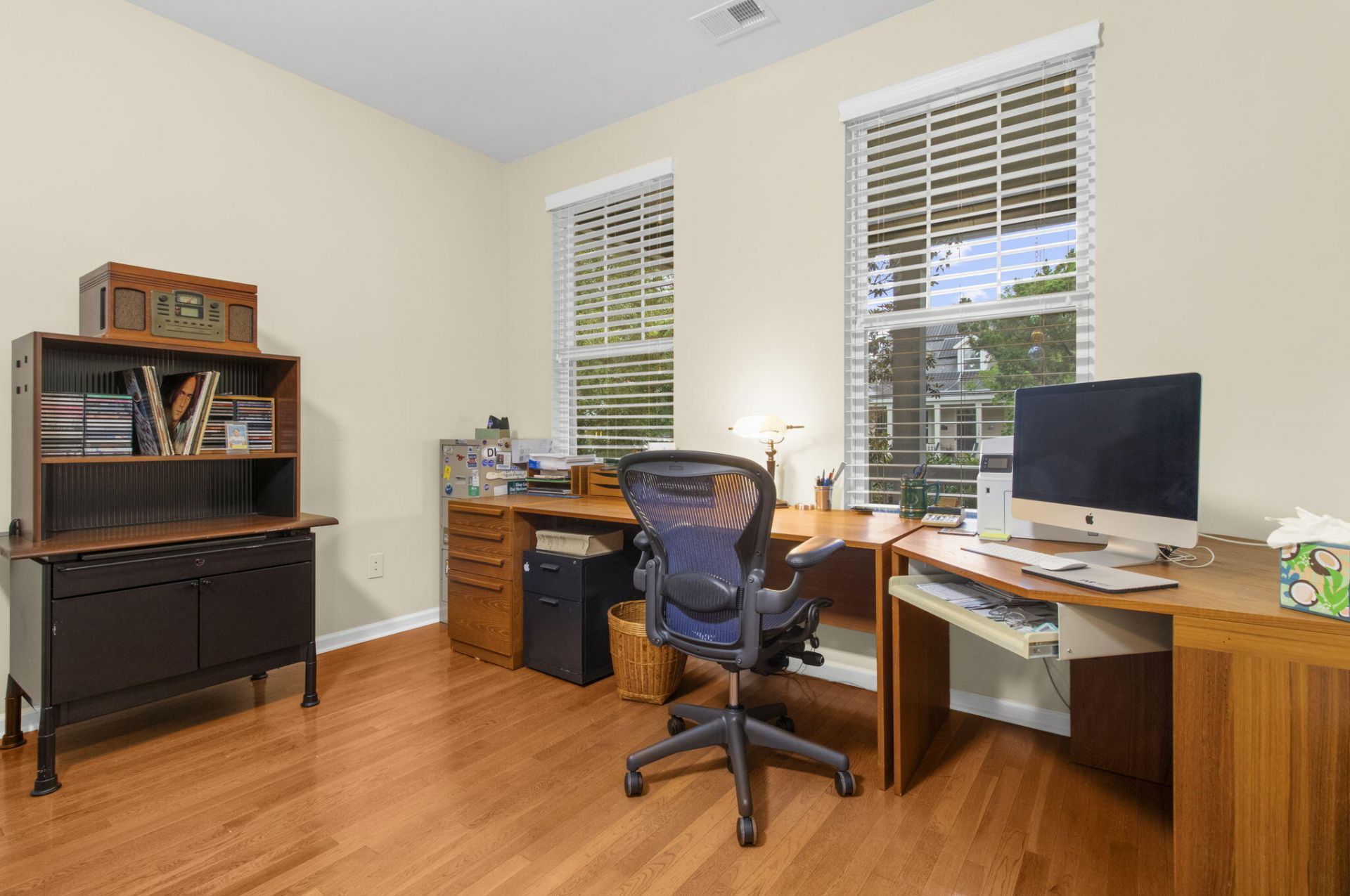 135 Brady Street Photo 33