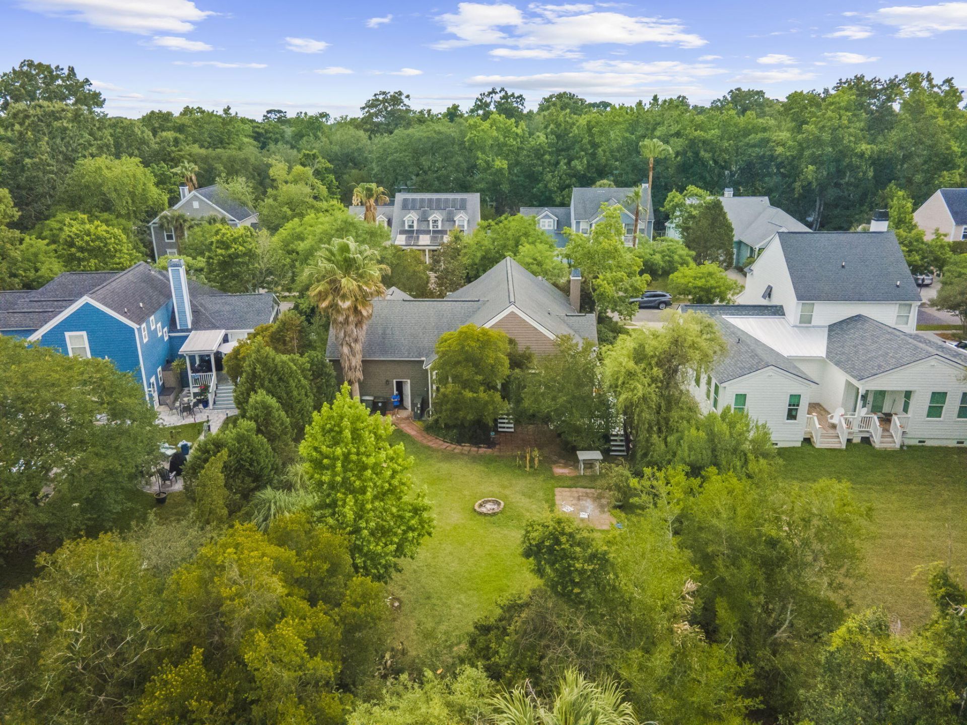 135 Brady Street Photo 36