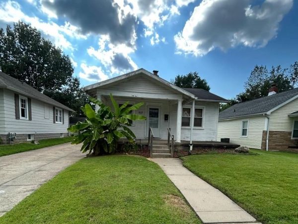 1613 S FARES Avenue, Evansville, IN 47714
