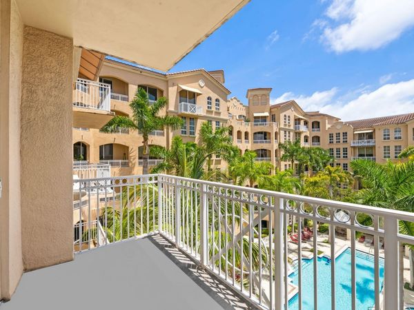 3001 NE 185th Street, Unit 536, Aventura, FL 33180