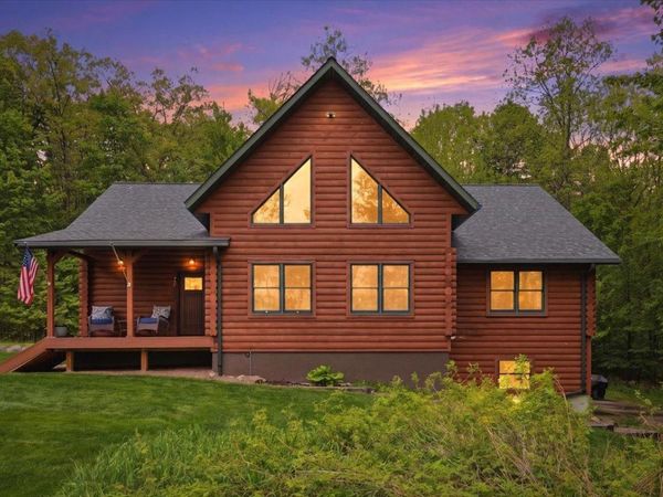260 4th Avenue, Clayton, WI 54004