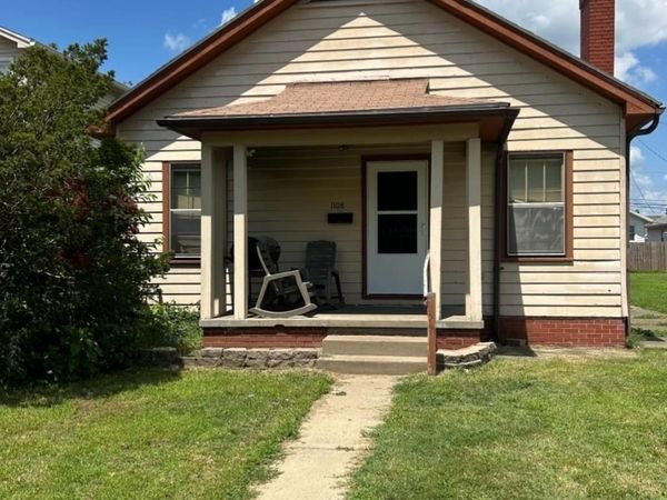 1108 E GUM Street, Evansville, IN 47714