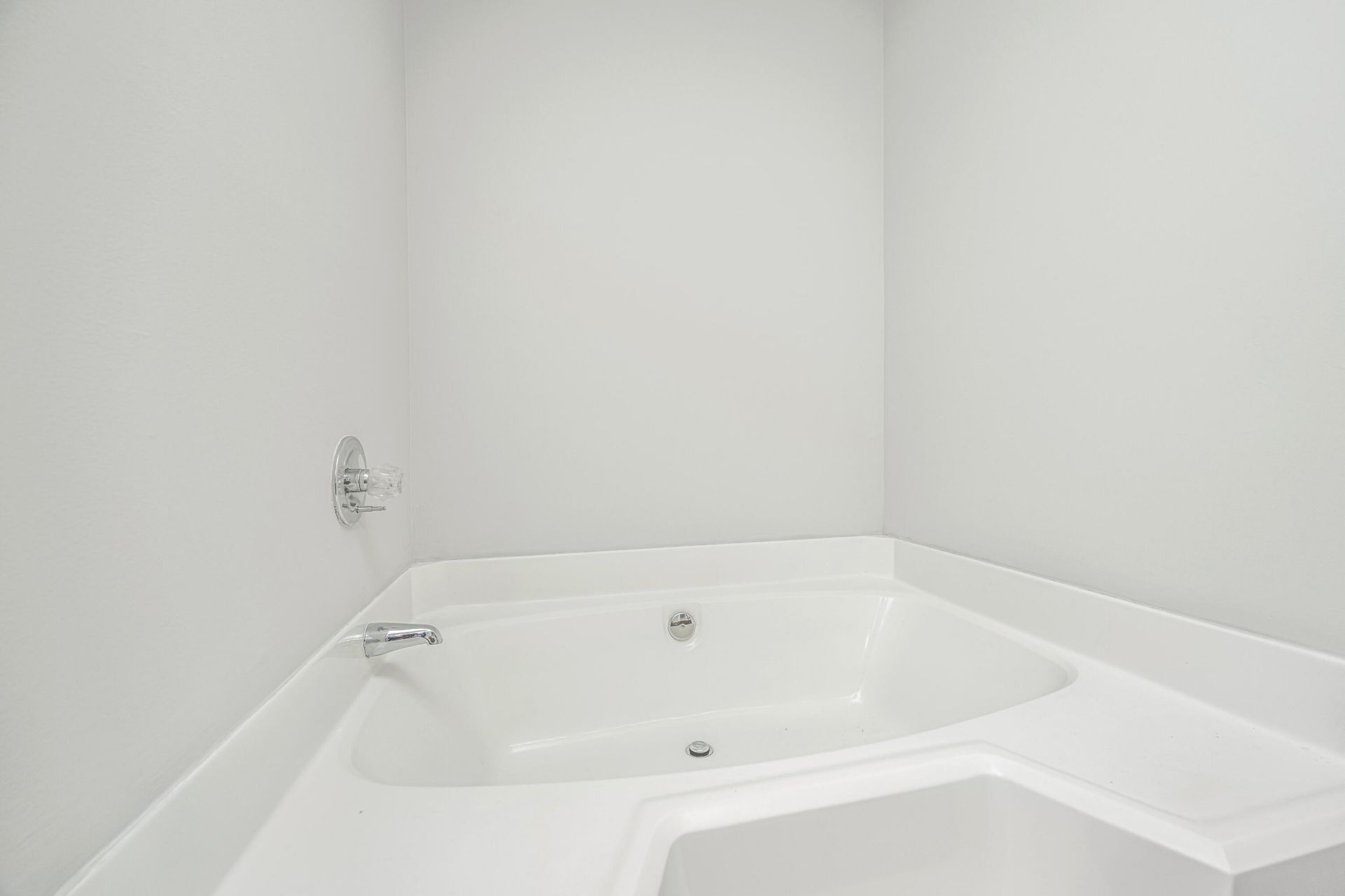 486 Cessna Avenue Photo 21