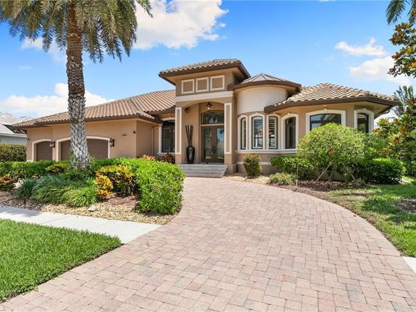 504 Kendall DR, MARCO ISLAND, FL 34145