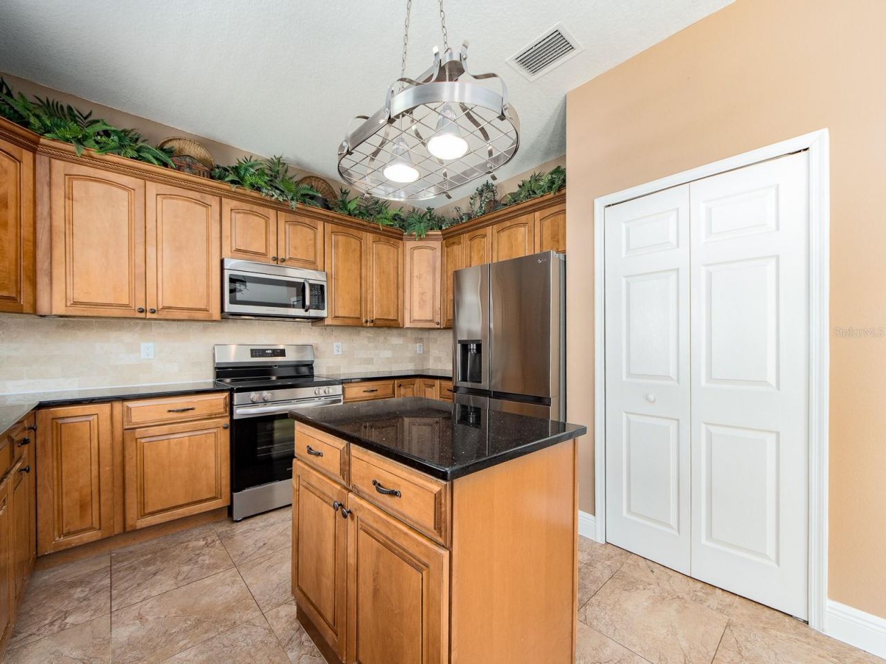 3256 Bentley Drive, Palm Harbor, FL 34684 Photo