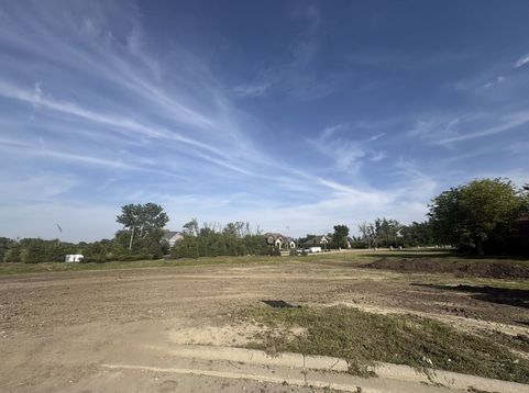 Main Photo