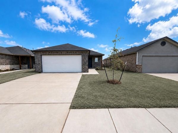 12845 Torretta Way, Yukon, OK 73099