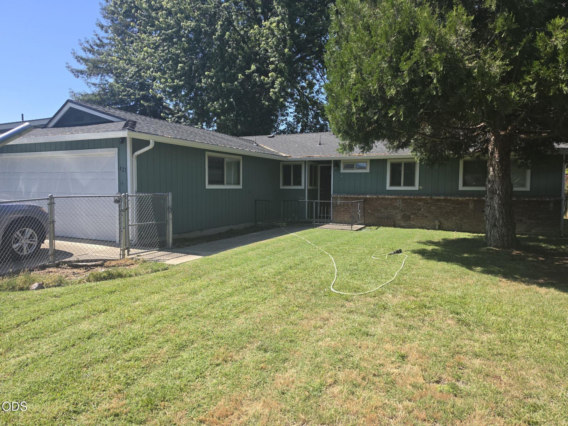 421 Morningside Street, Medford, OR 97501 Main Photo