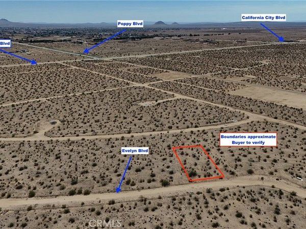 743 Evelyn Avenue, California City, CA 93505