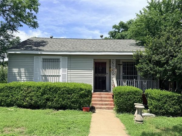 4044 Stanley Avenue, Fort Worth, TX 76110