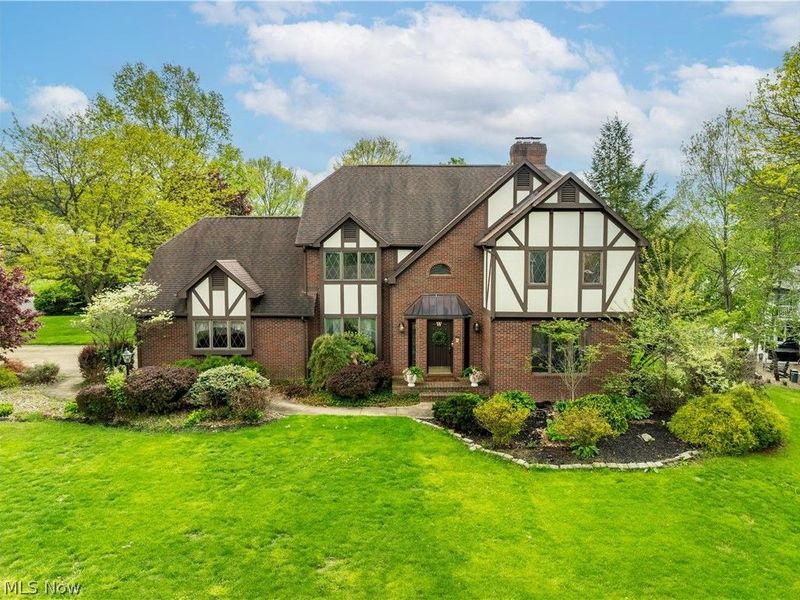 6974 Militia Hill Street NW, Canton, OH 44718 Photo 1