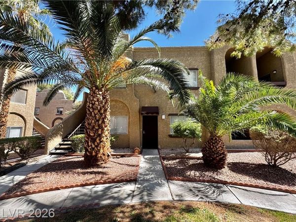 5181 Pioneer Avenue, Unit 102, Las Vegas, NV 89146