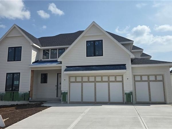 12207 W 184 Terrace, Overland Park, KS 66013