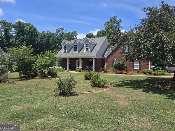 95 Blue Grass Way, Oxford, GA 30054
