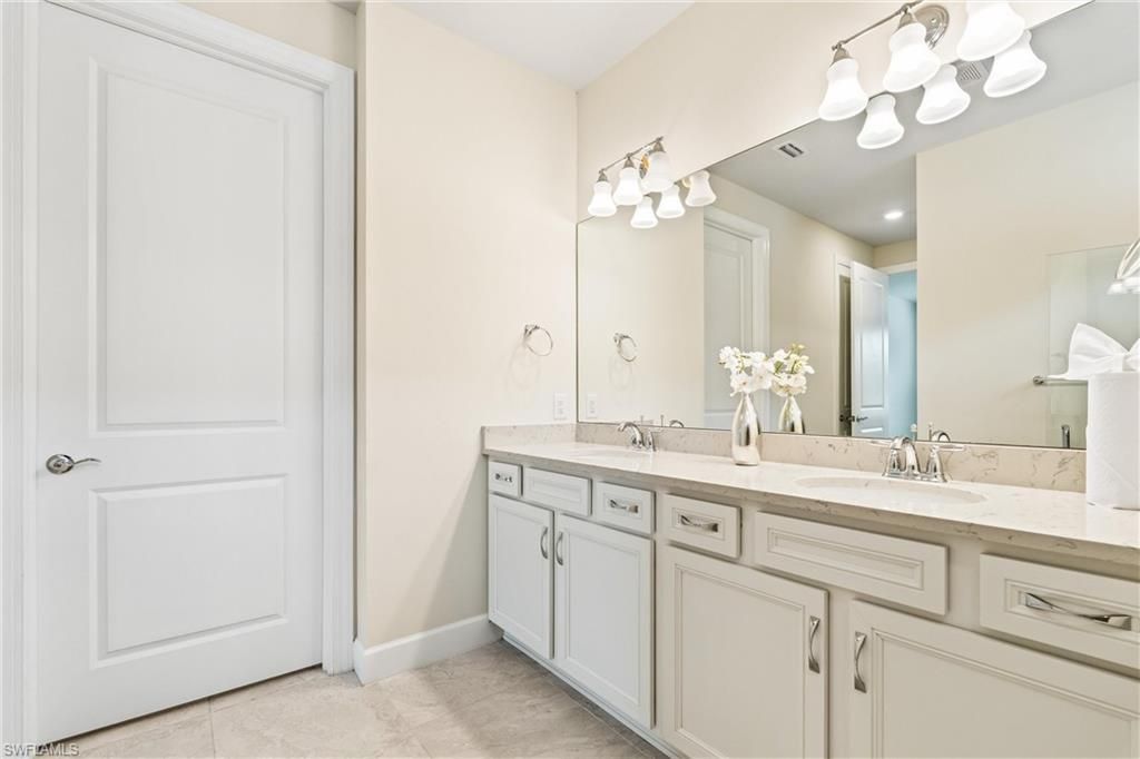 2244 Yellowfin Cir, Naples, FL 34114 Photo
