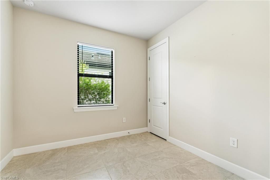 2244 Yellowfin Cir, Naples, FL 34114 Photo