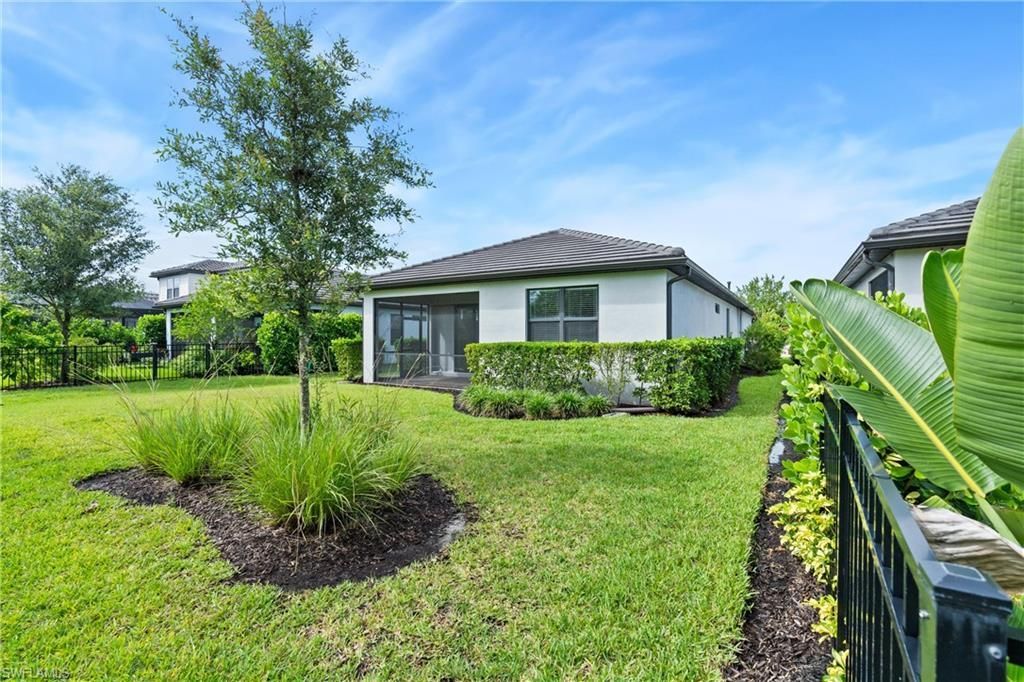 2244 Yellowfin Cir, Naples, FL 34114 Photo
