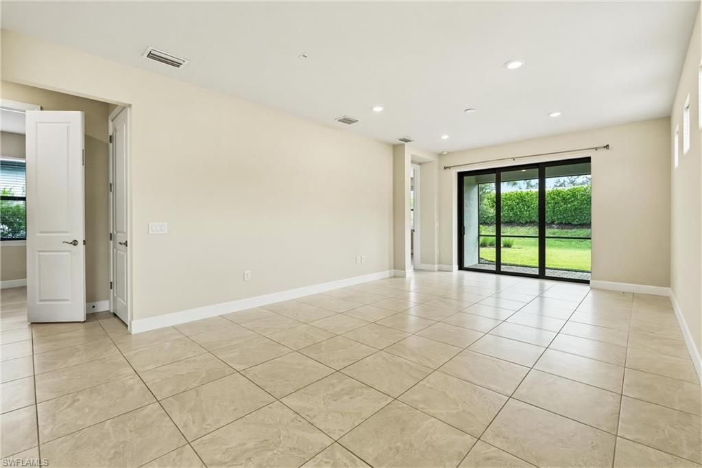 2244 Yellowfin Cir, Naples, FL 34114 Photo