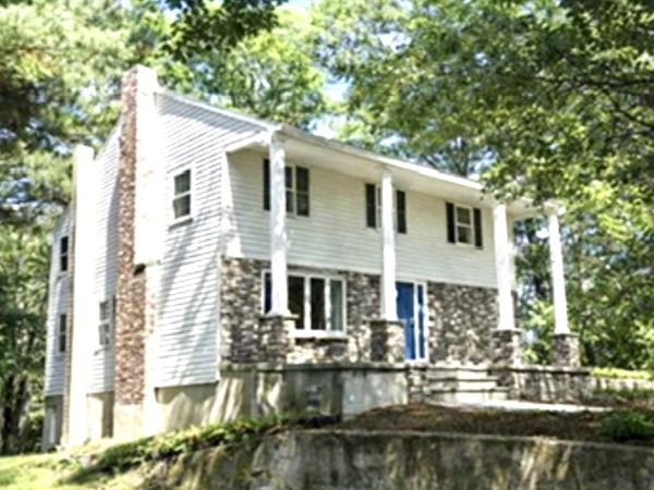 5 Spring Road, Middleton, MA 01949