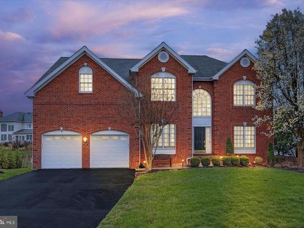 22557 MIDDLEBURG CHAPEL COURT, ASHBURN, VA 20148