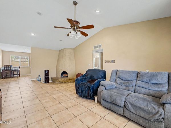 4716 W Annette Circle, Glendale, AZ 85308