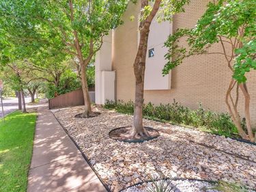 4125 Cole Avenue, Unit 2, Dallas, TX 75204
