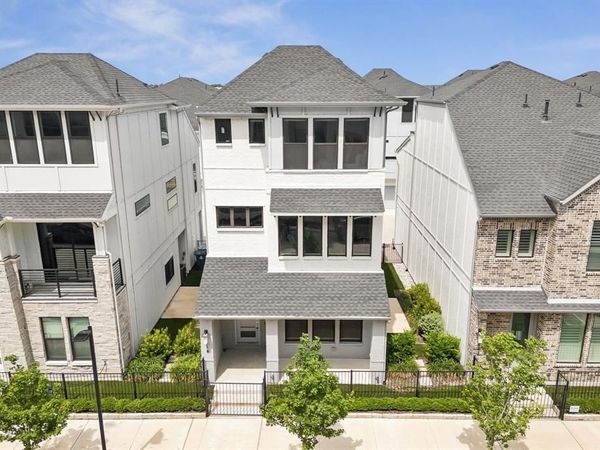 518 Winners Circle, Rowlett, TX 75088