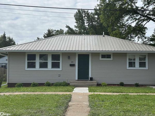 804 W Grimes, Fairfield, IA 52556