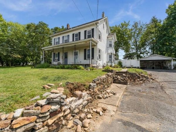 910 Belvidere Rd, Lopatcong, NJ 08865