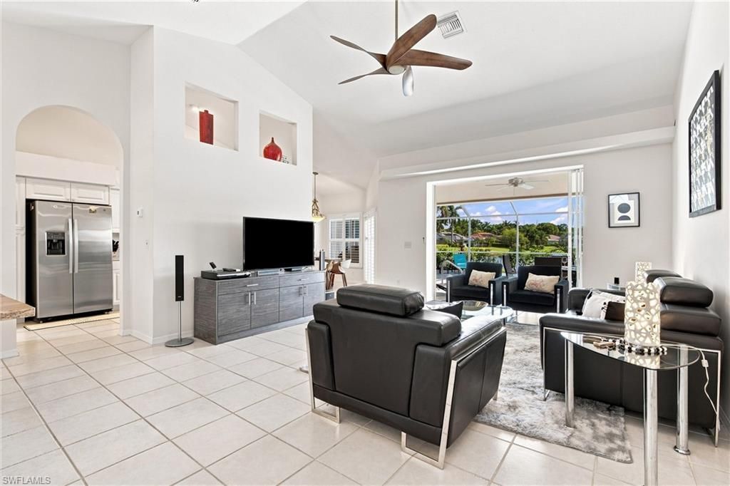 930 Marble Dr, Naples, FL 34104 Photo