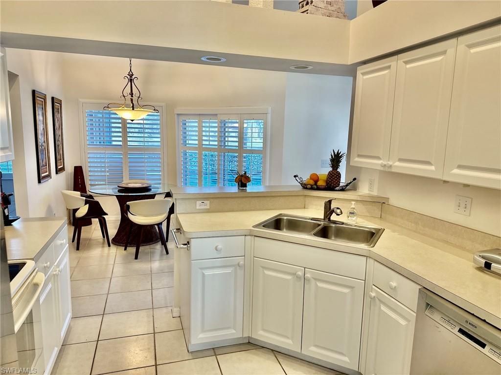 930 Marble Dr, Naples, FL 34104 Photo