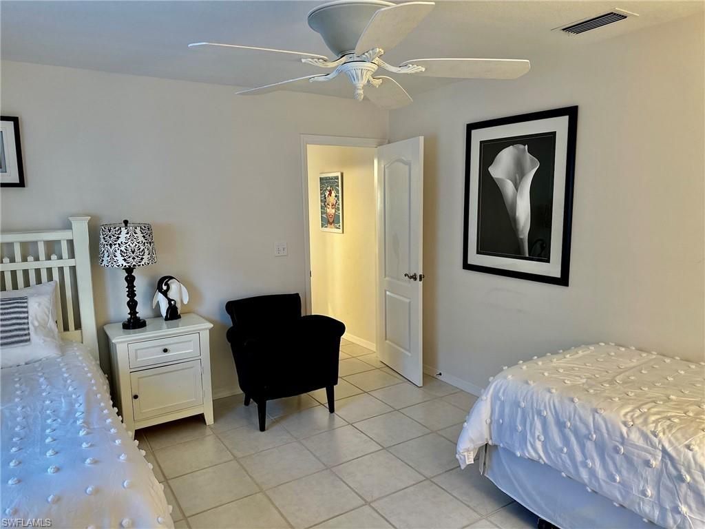 930 Marble Dr, Naples, FL 34104 Photo