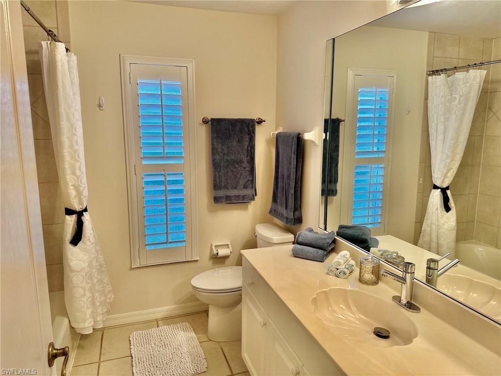 930 Marble Dr, Naples, FL 34104 Photo