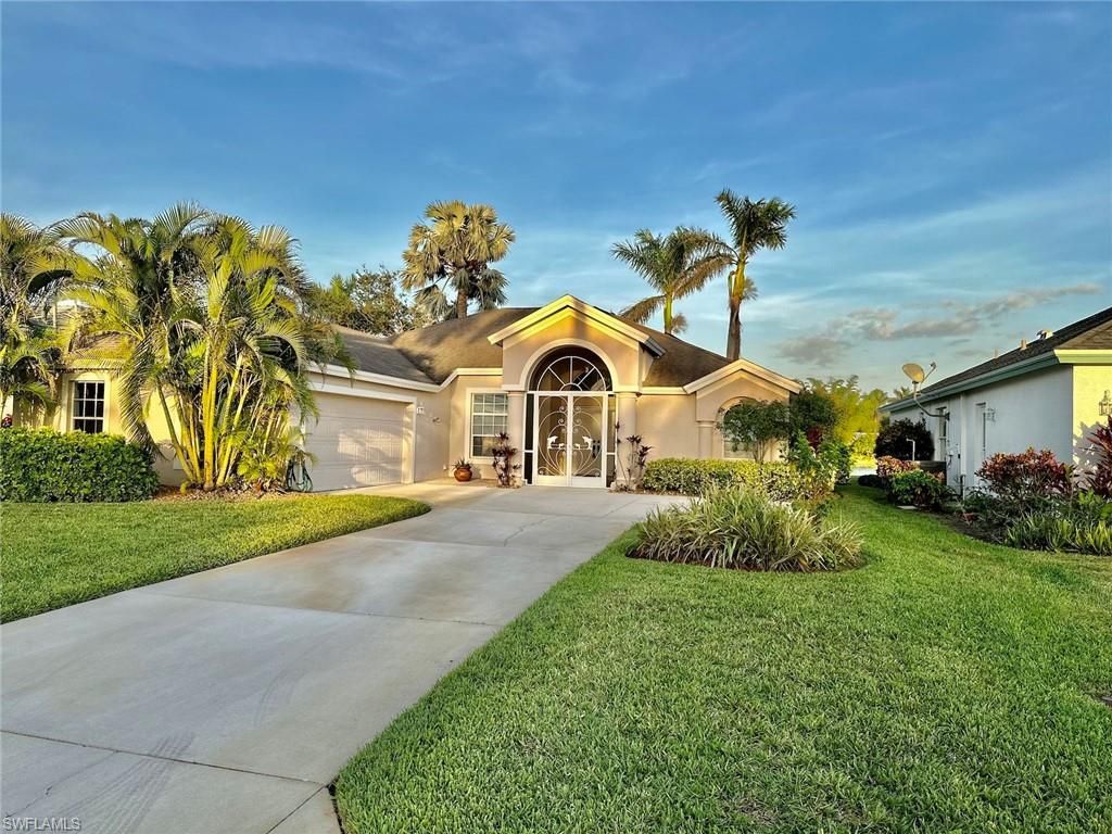 930 Marble Dr, Naples, FL 34104 Photo