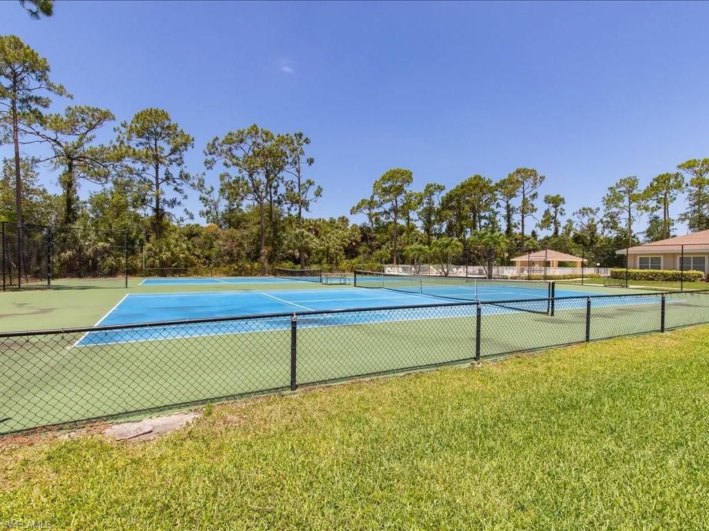 930 Marble Dr, Naples, FL 34104 Photo