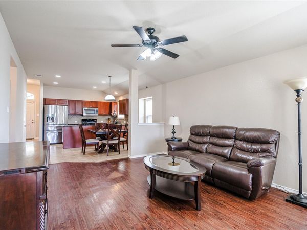 2404 Christoff LOOP , Austin, TX 78748