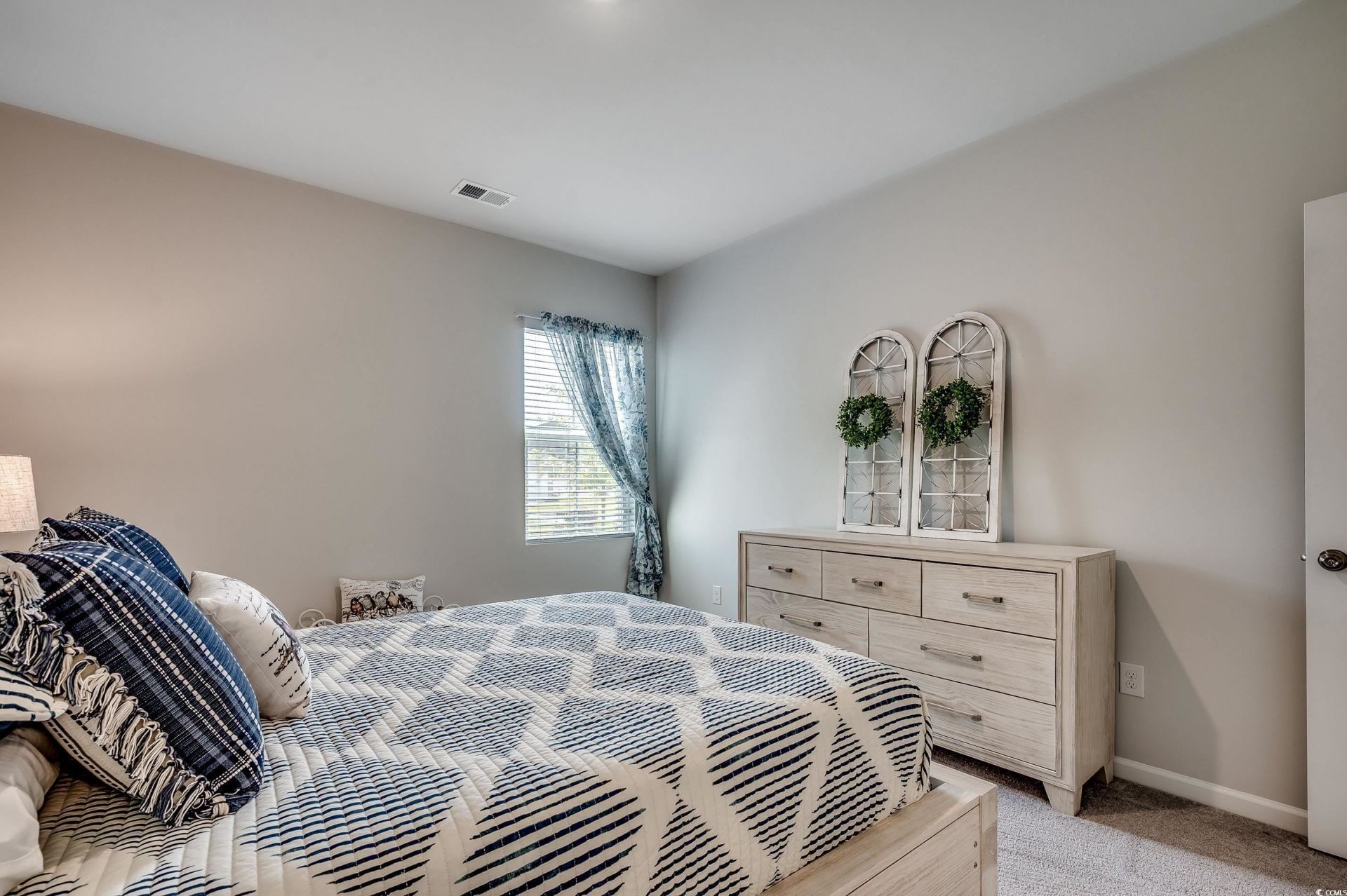 567 Sea Sparrow St.  Photo 11
