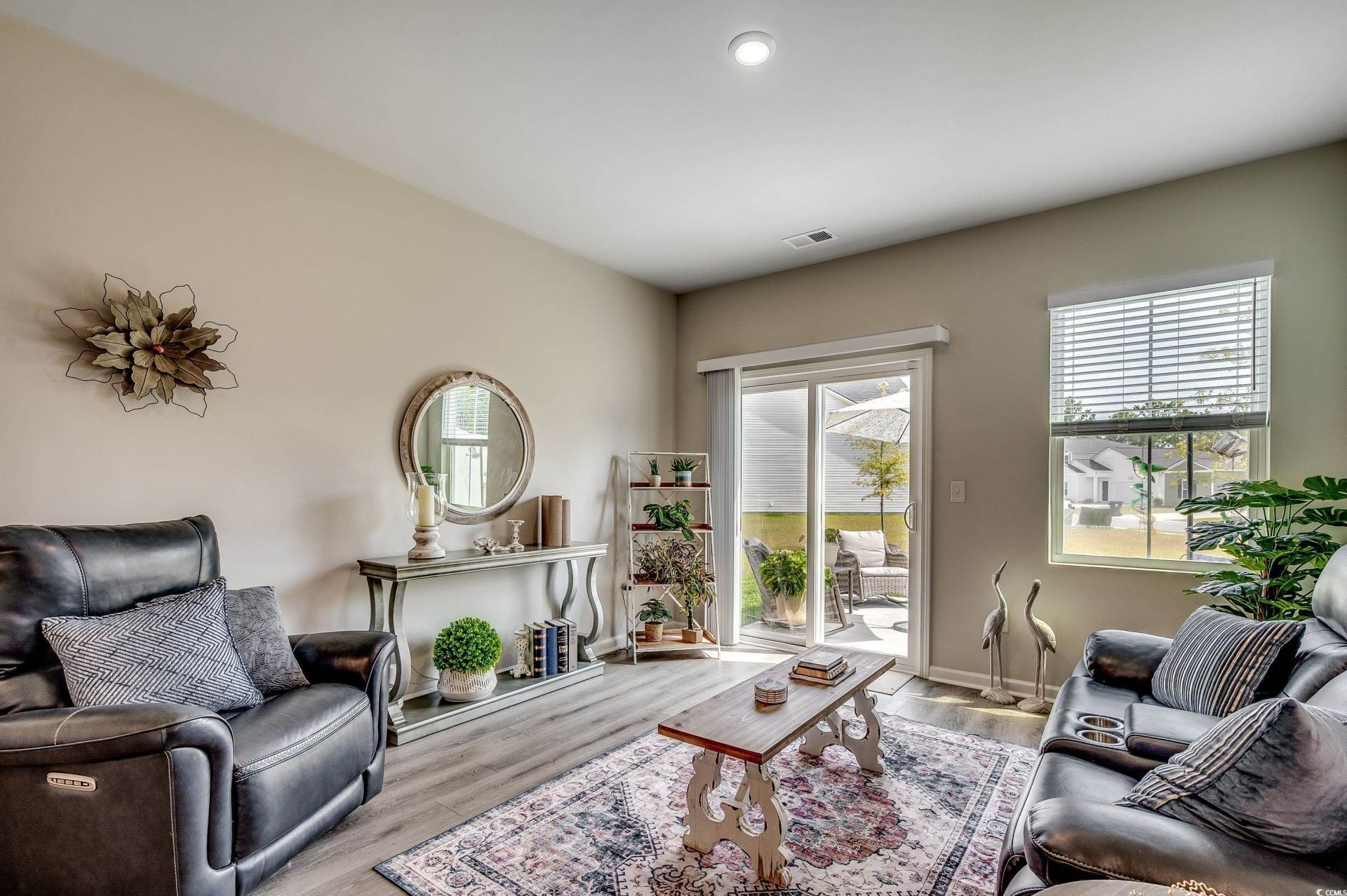 567 Sea Sparrow St.  Photo 8