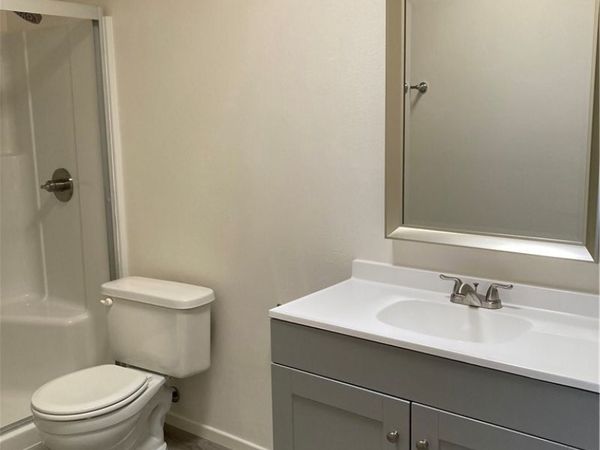8505 Columbus Avenue, Unit 304, North Hills, CA 91343
