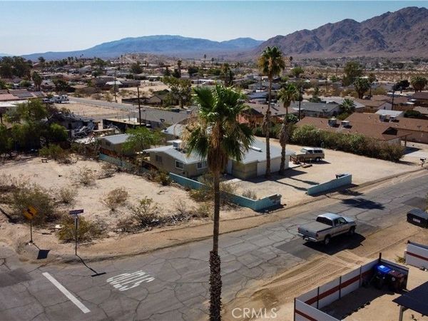 703 Sunnyslope Drive, 29 Palms, CA 92277