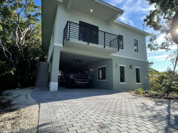 901 Estall Street, KEY LARGO, FL 33037
