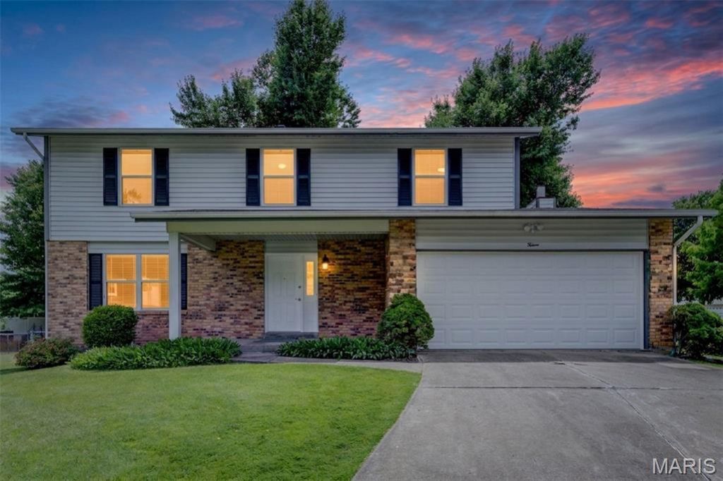 12 Northstar Court, Saint Peters, MO 63376 Main Photo
